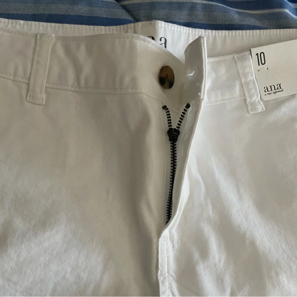 A.N.A Classic White Shorts